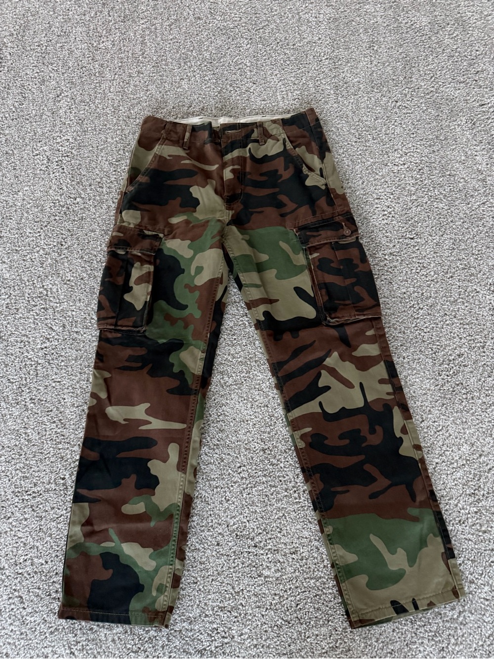 Levi's Women's Straight Leg Cargo Pants - Green/Brown Camo